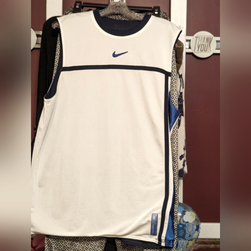 Vintage Nike reversible Basketball jersey